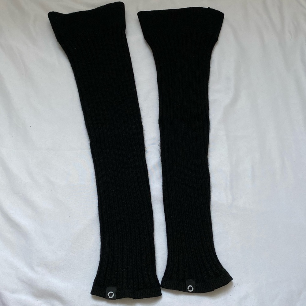 🛍 LEG WARMERS OVER LEGGINGS